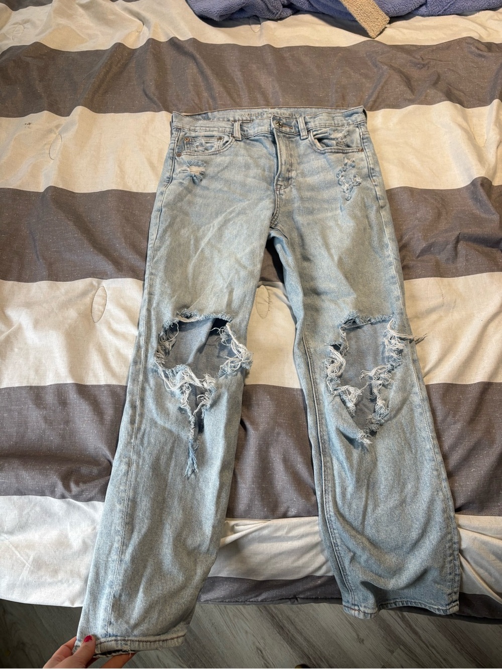 American Eagle Super High-Rise Ankle Straight